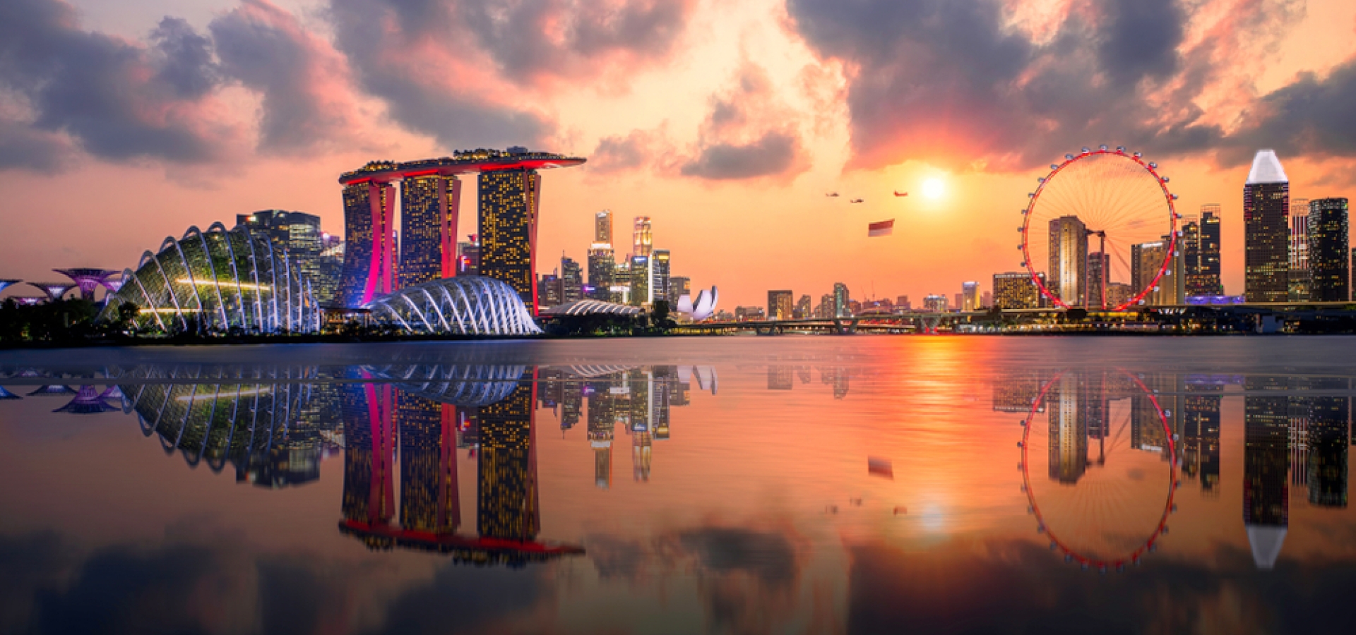 pano-skyline-garden-by-the-bay-singapore-city-downtown-singapore_1596851551_web