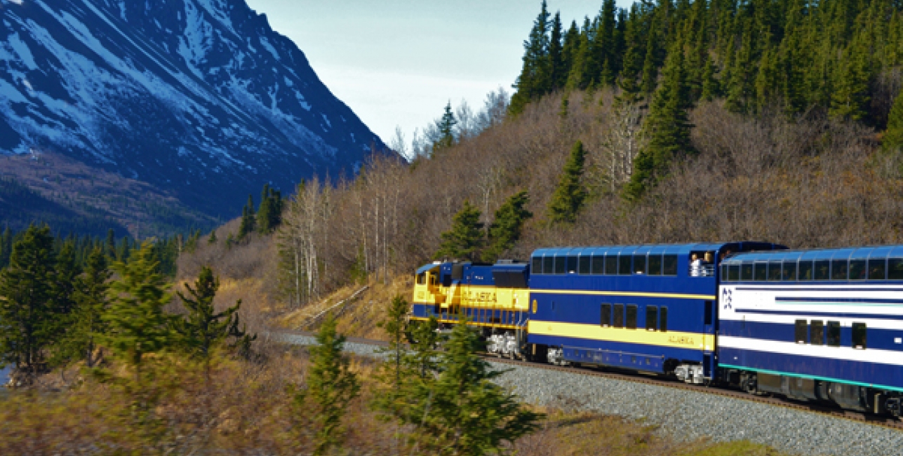 Denali National Park with Alaska Railroad Southbound Train Trips Railbookers®